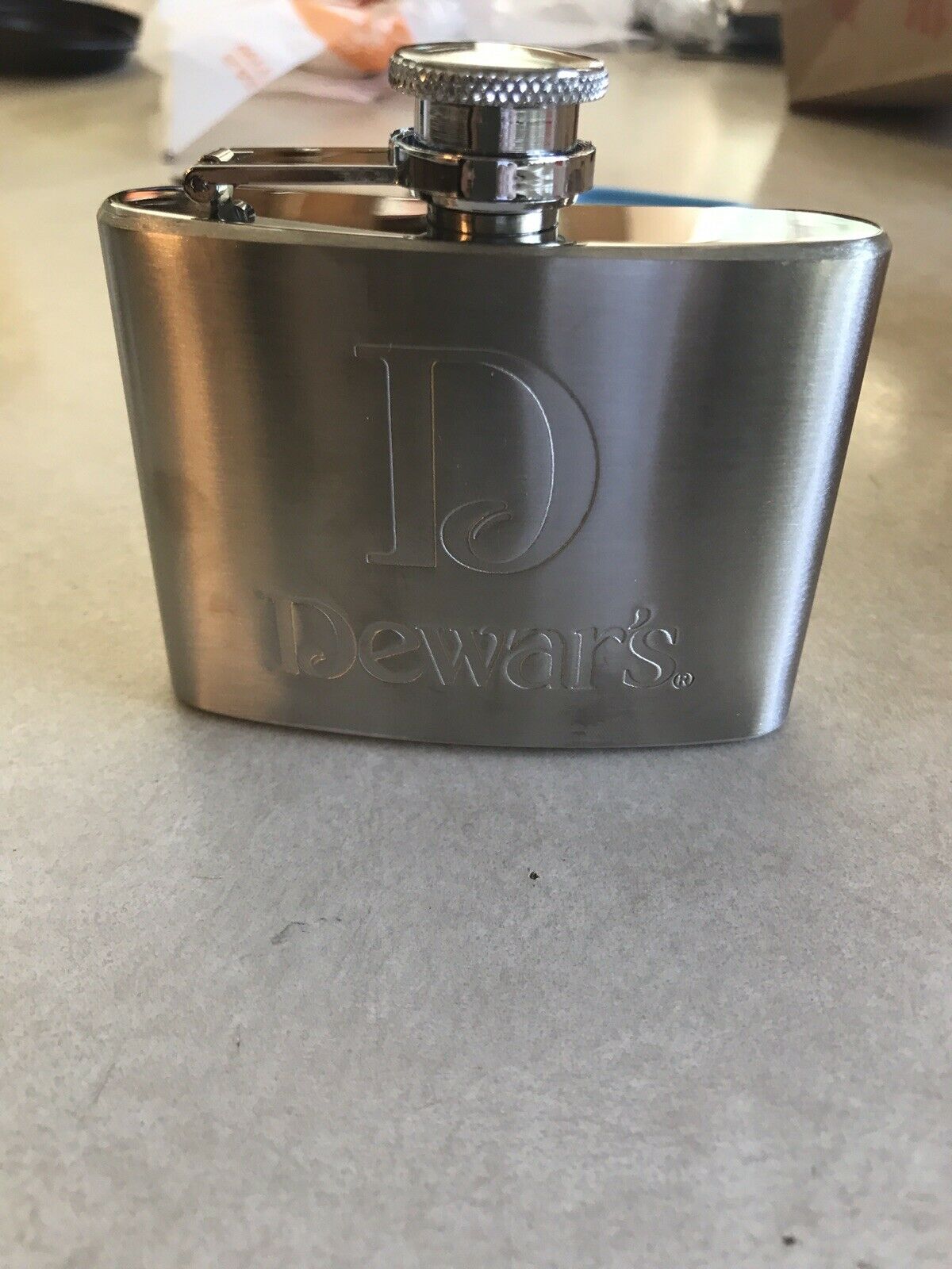 Dewar's 4 Oz Stainless Steel Metal Shortie Pocket Flask Screw-top