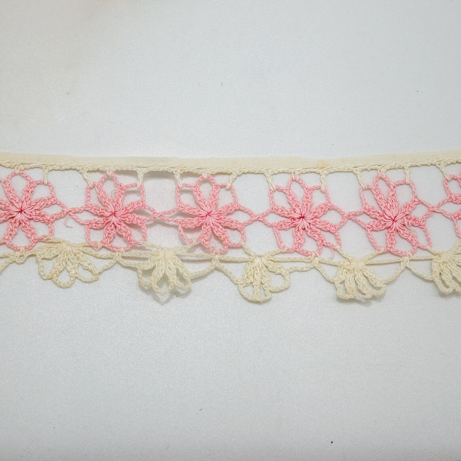 Vintage Hand-Tatted Floral Fringe Lace | Pink Flower & White Flourish | 1 yds